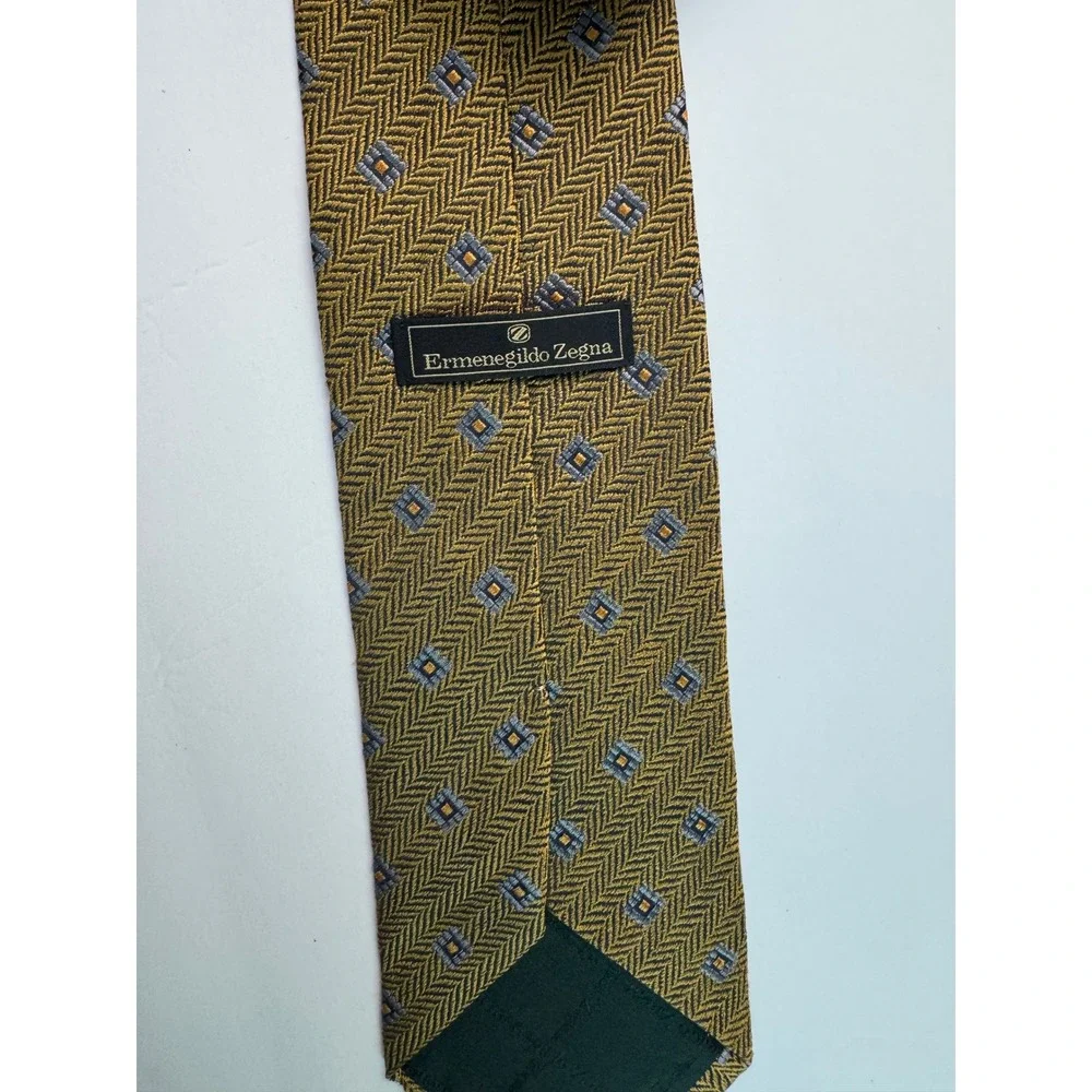 Ermenegildo Zegna Silk Tie Gold Herringbone Geometric Diamond Made in Italy